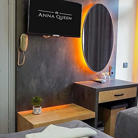 Anna Queen Hotel