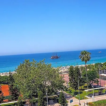 Anna Queen Hotel 3*